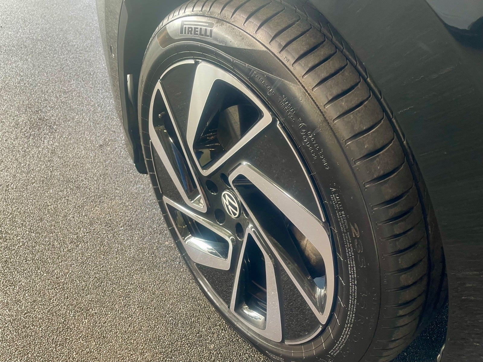 Sort VW ID.7 fra 2025