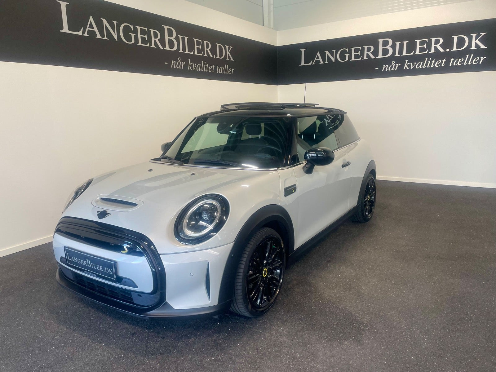 Mini Cooper SE Yours Trim