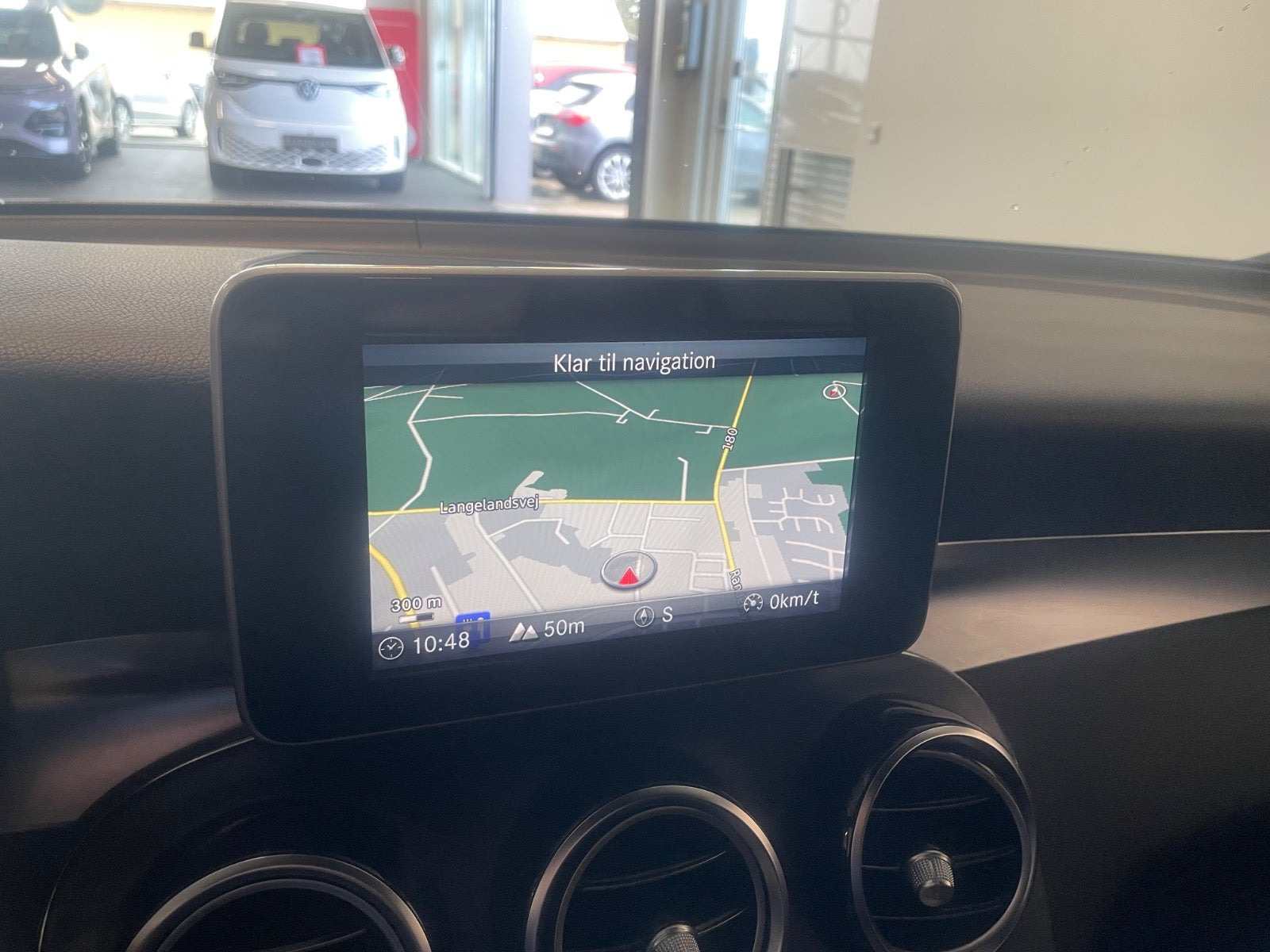 Grå Mercedes GLC220 d fra 2016