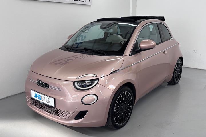 Grå Fiat 500e fra 2023