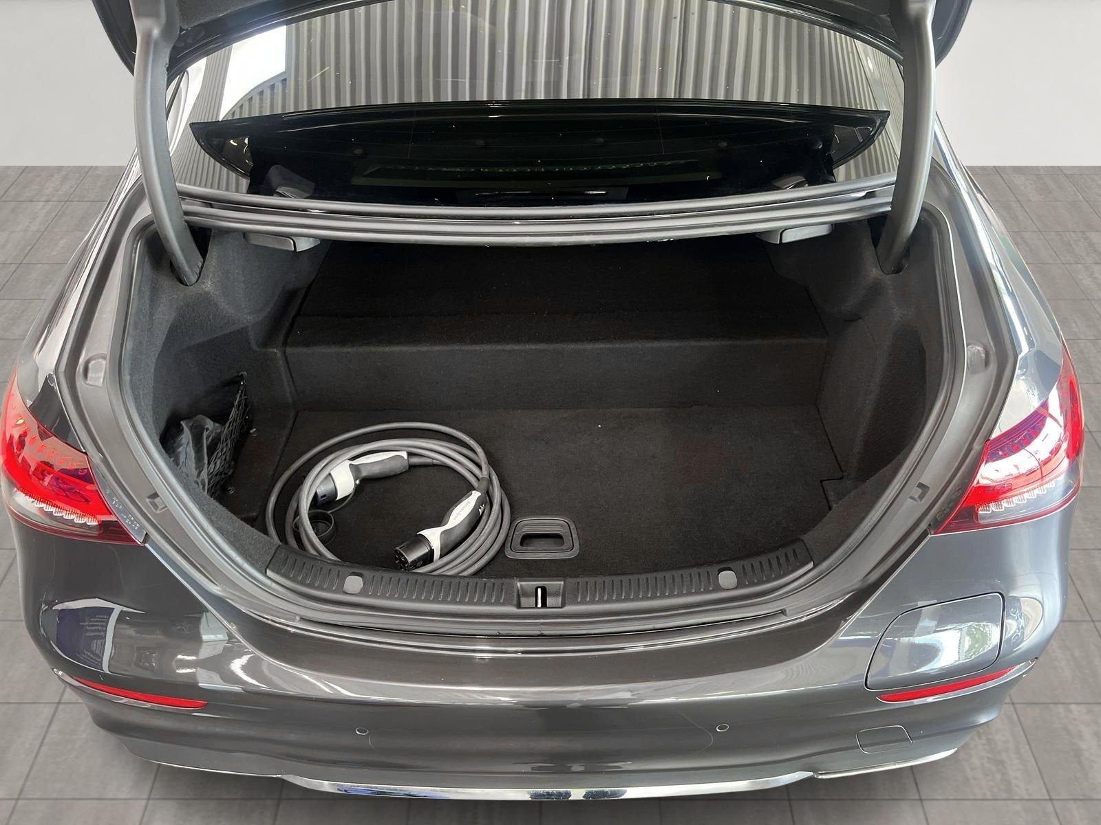 undefined Mercedes E300 de fra 2021