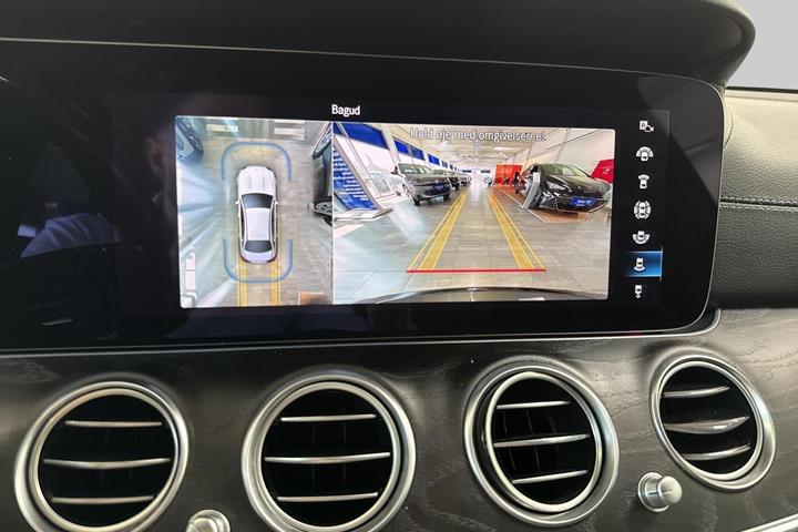 undefined Mercedes E300 de fra 2021