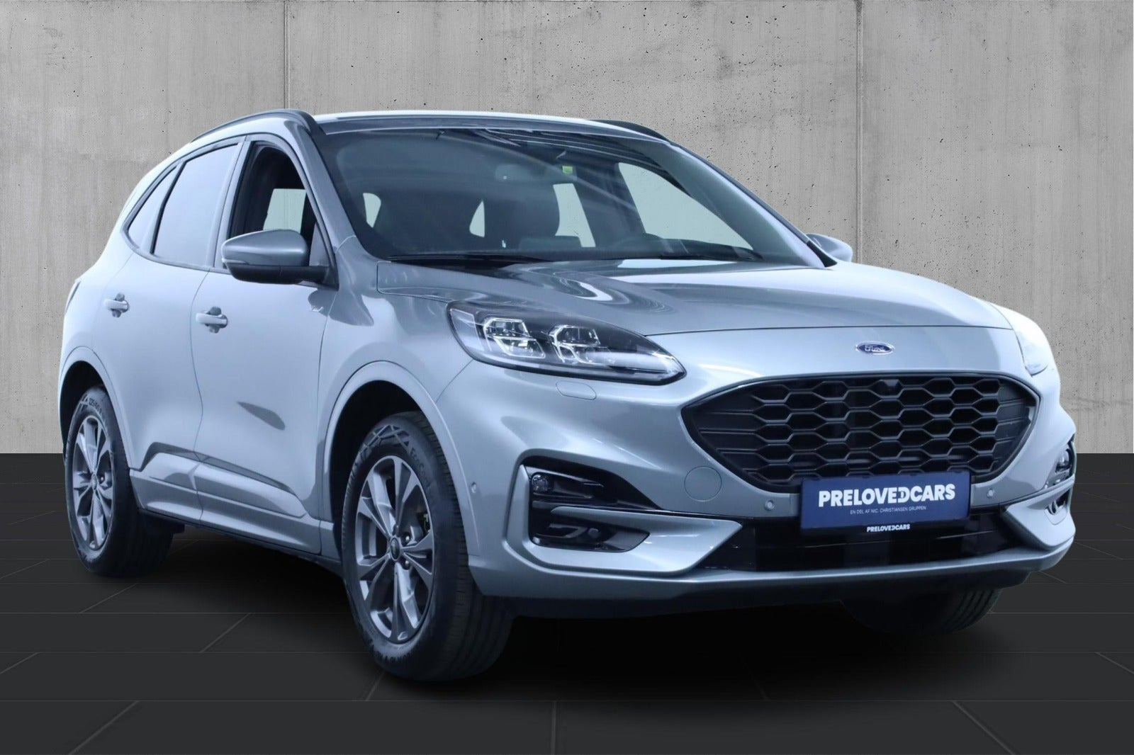 Sølv Ford Kuga fra 2023