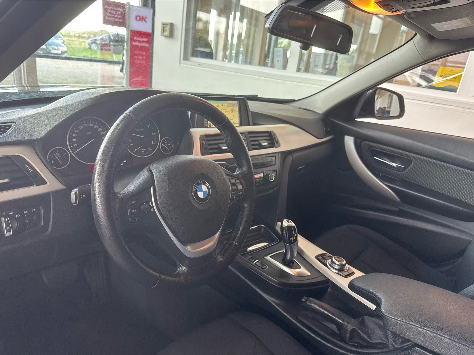 undefined BMW 320d fra 2015
