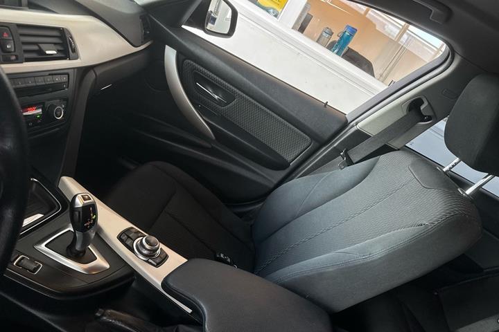 undefined BMW 320d fra 2015