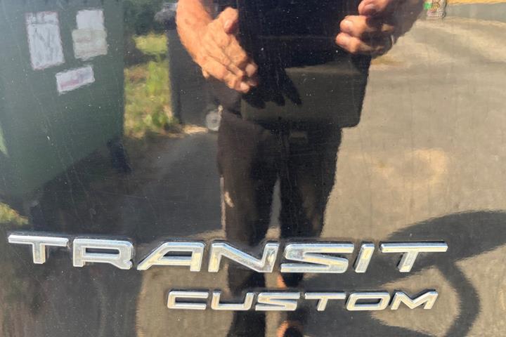 Sort Ford Transit Custom 310 L2 fra 2017