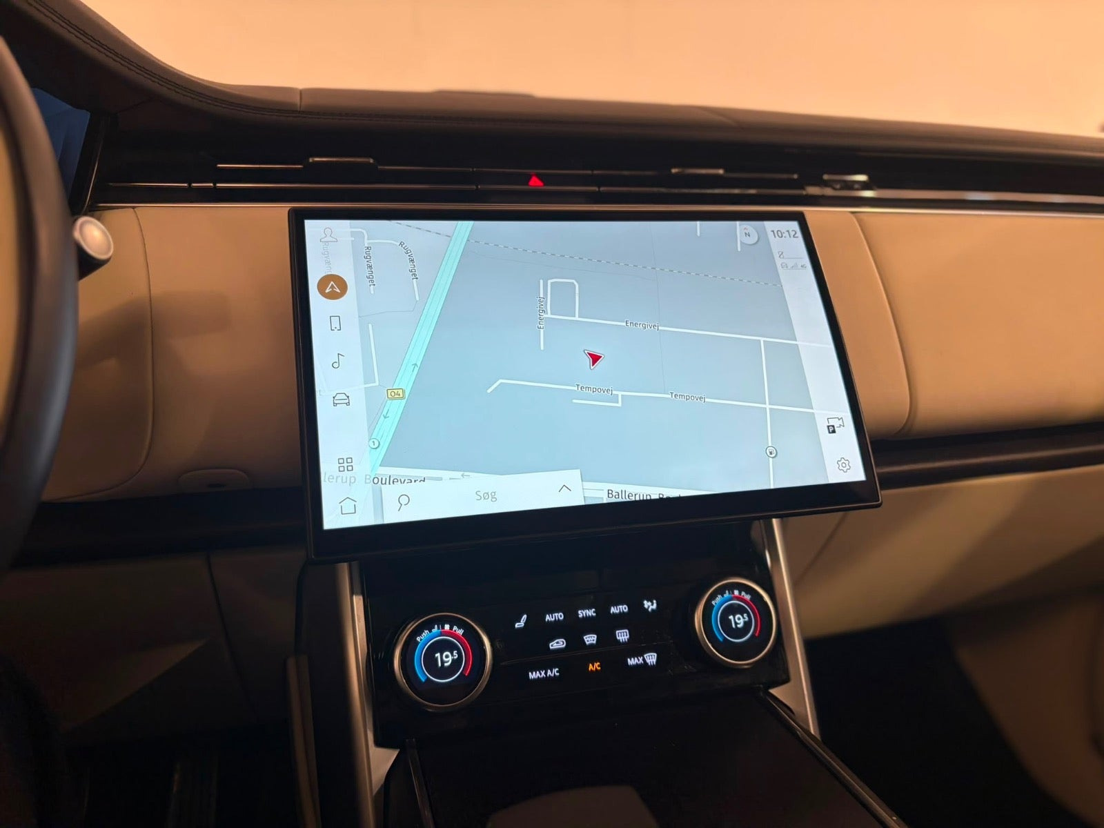 Blå Land Rover Range Rover fra 2023
