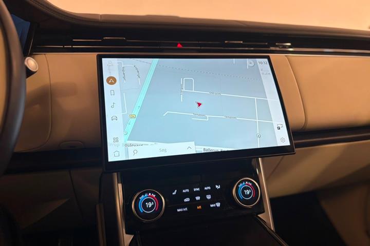 Blå Land Rover Range Rover fra 2023