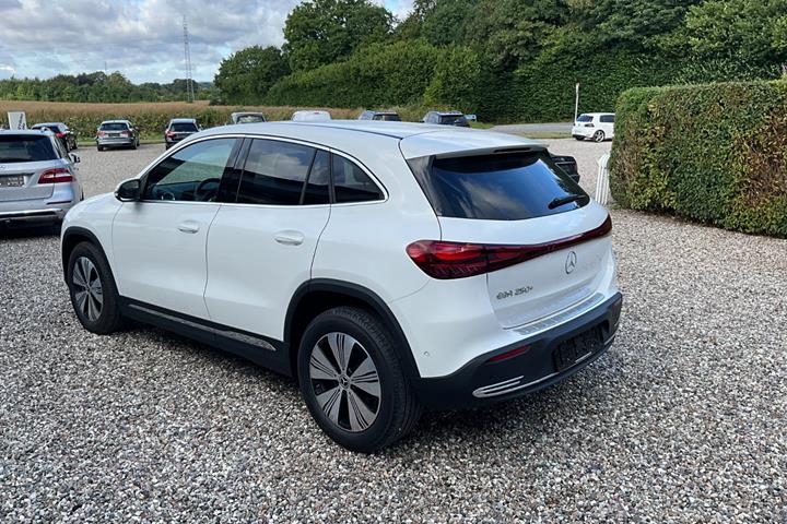 undefined Mercedes EQA250+ fra 2025