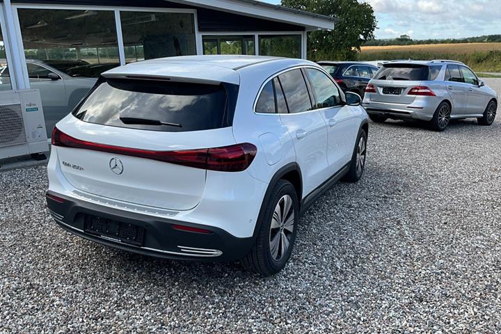 undefined Mercedes EQA250+ fra 2025
