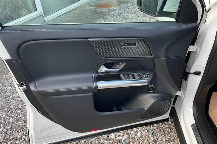 undefined Mercedes EQA250+ fra 2025