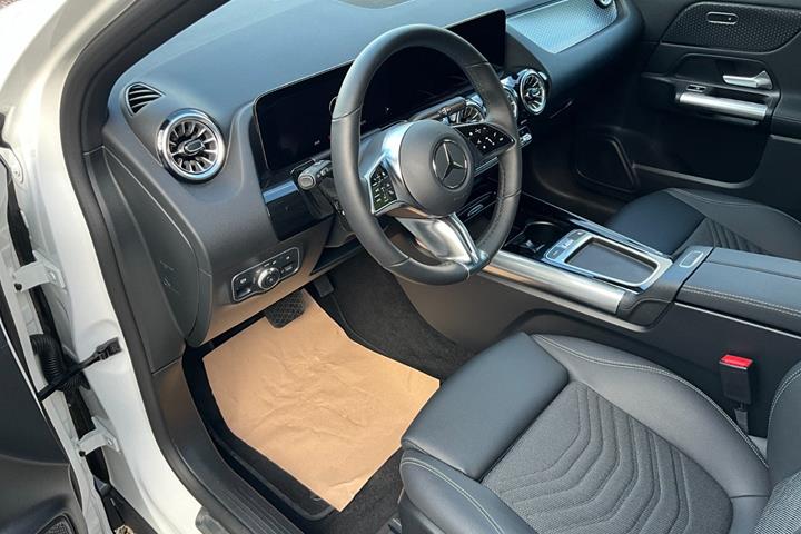 undefined Mercedes EQA250+ fra 2025