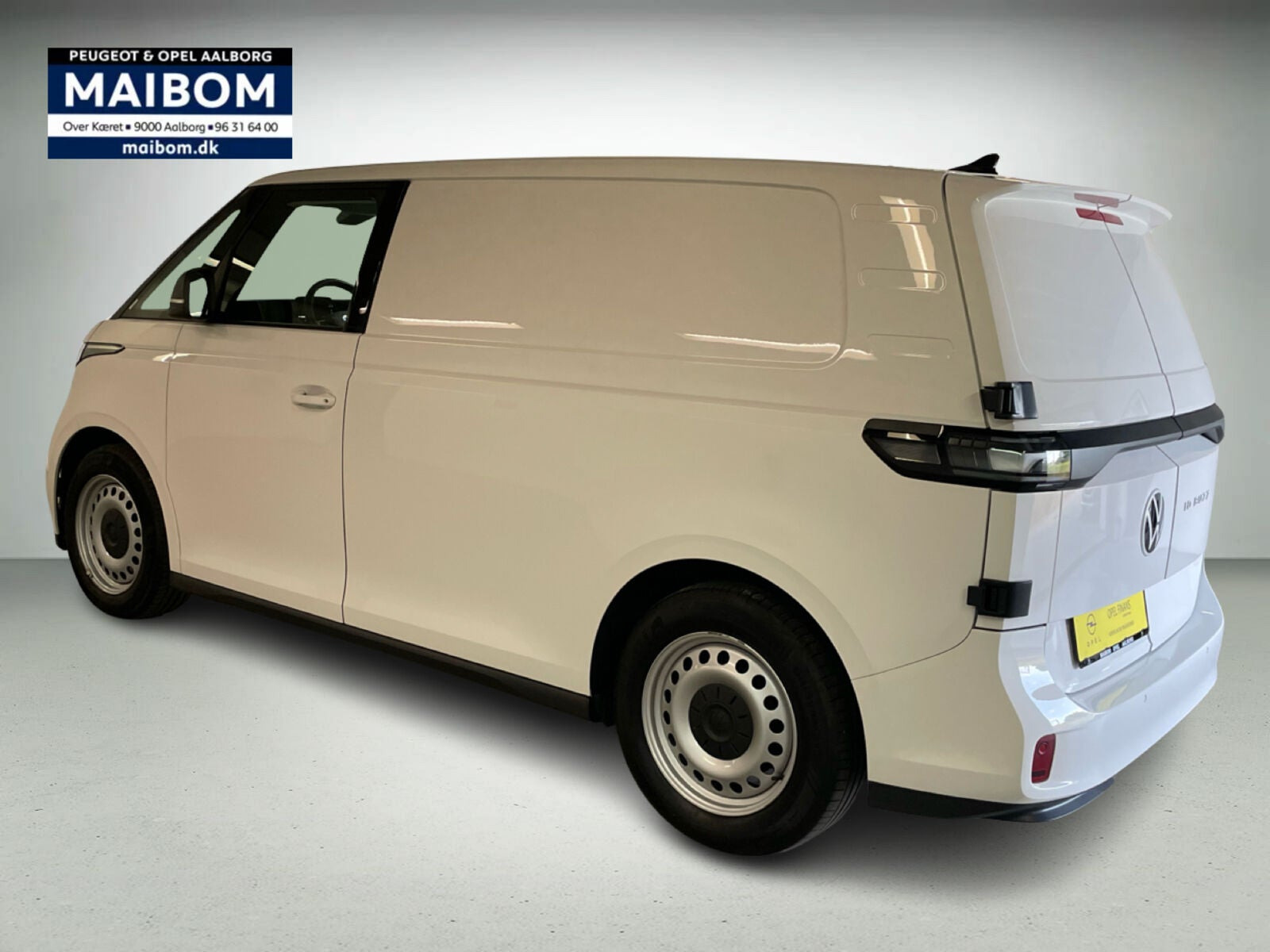Hvid VW ID.Buzz fra 2024