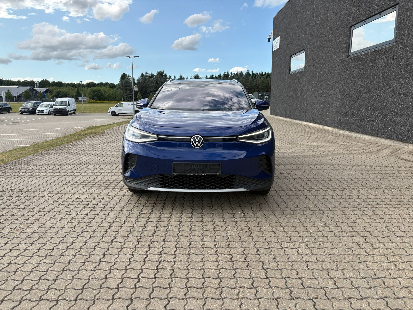 Blå VW ID.4 fra 2023