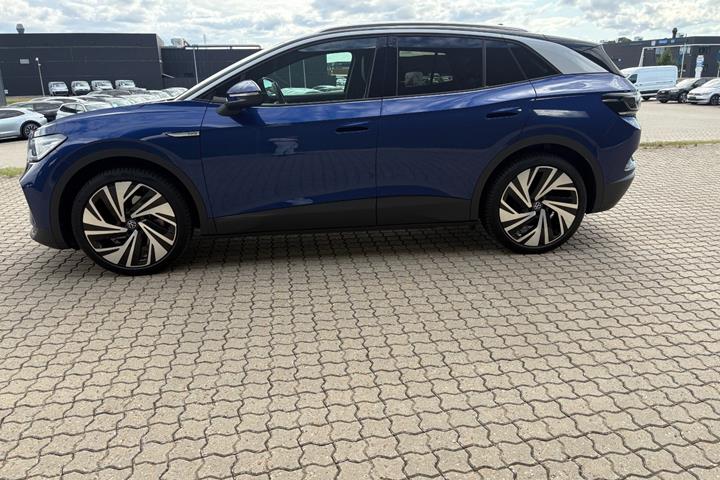 Blå VW ID.4 fra 2023