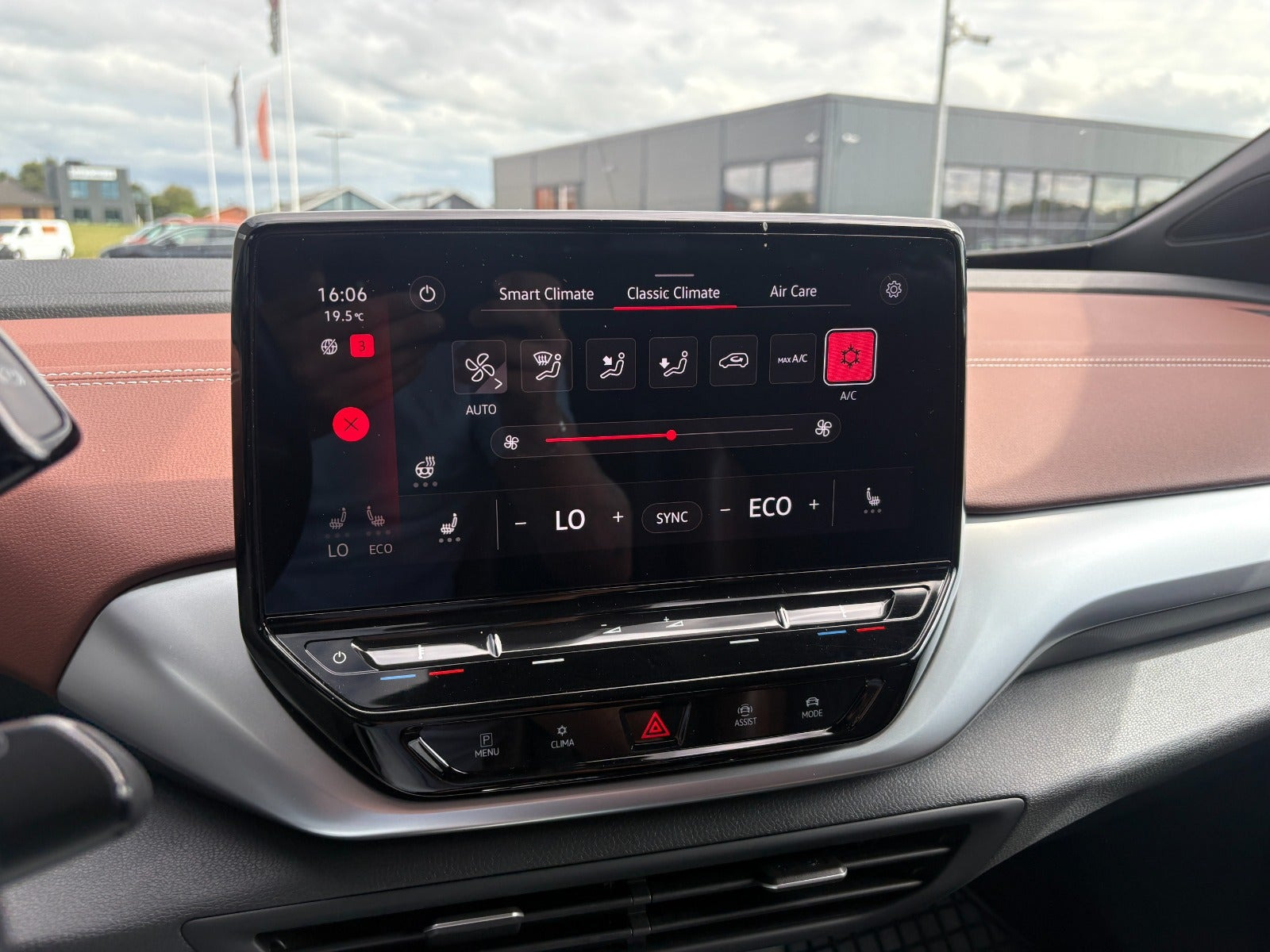 Blå VW ID.4 fra 2023