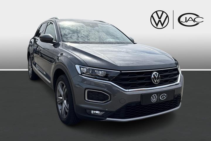 Grå VW T-Roc fra 2021
