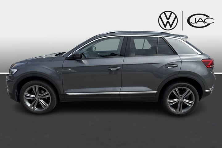 Grå VW T-Roc fra 2021