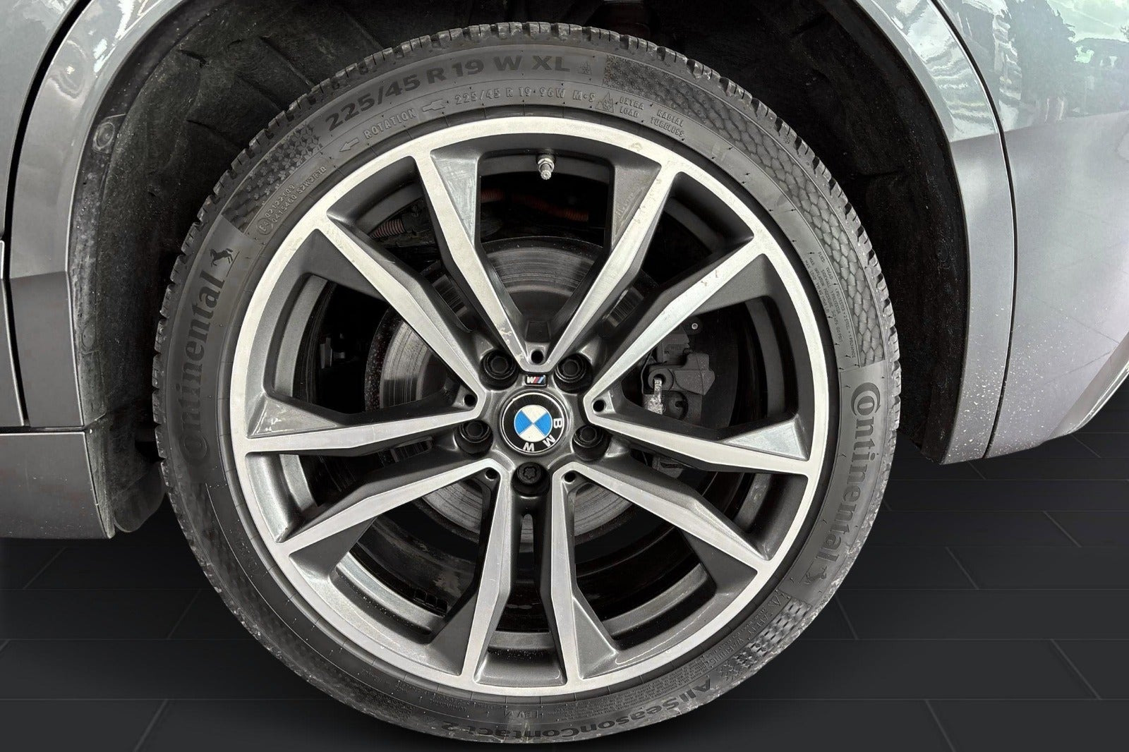 Grå BMW X2 fra 2021