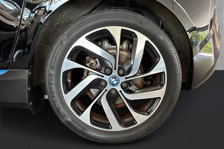 Sort BMW i3 fra 2021