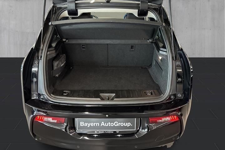 Sort BMW i3 fra 2021
