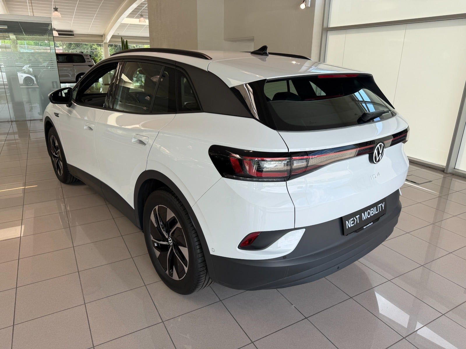Hvid VW ID.4 fra 2023