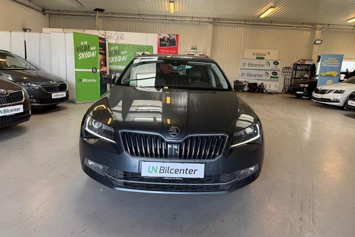 undefined Skoda Superb fra 2018