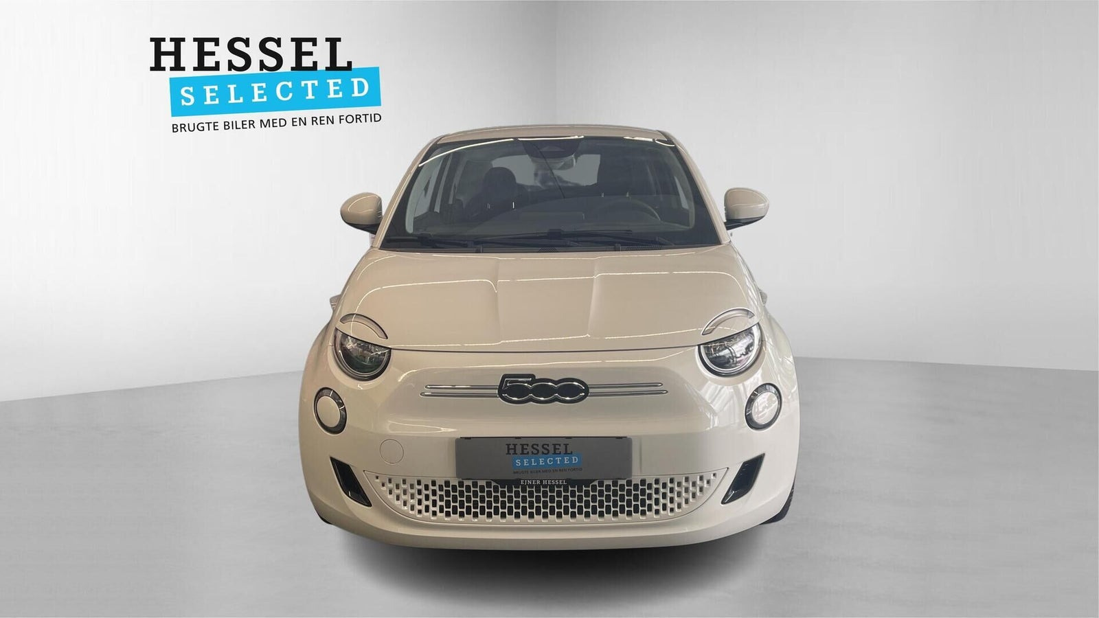 Hvid Fiat 500e fra 2023