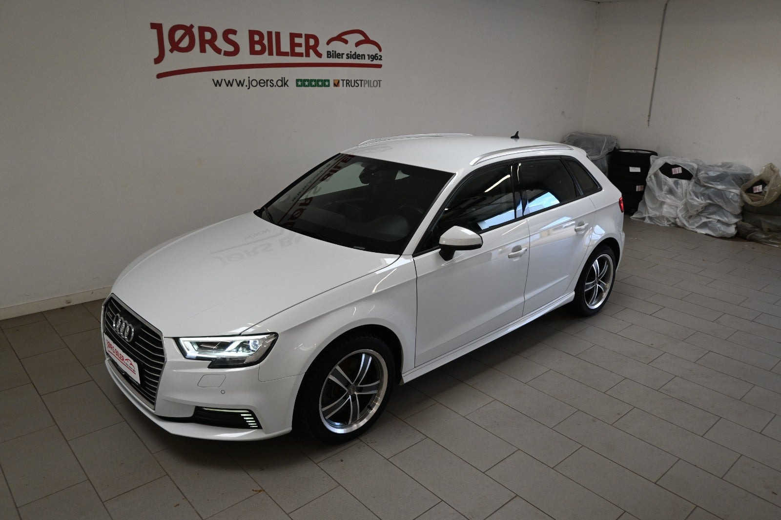 Hvid Audi A3 fra 2020