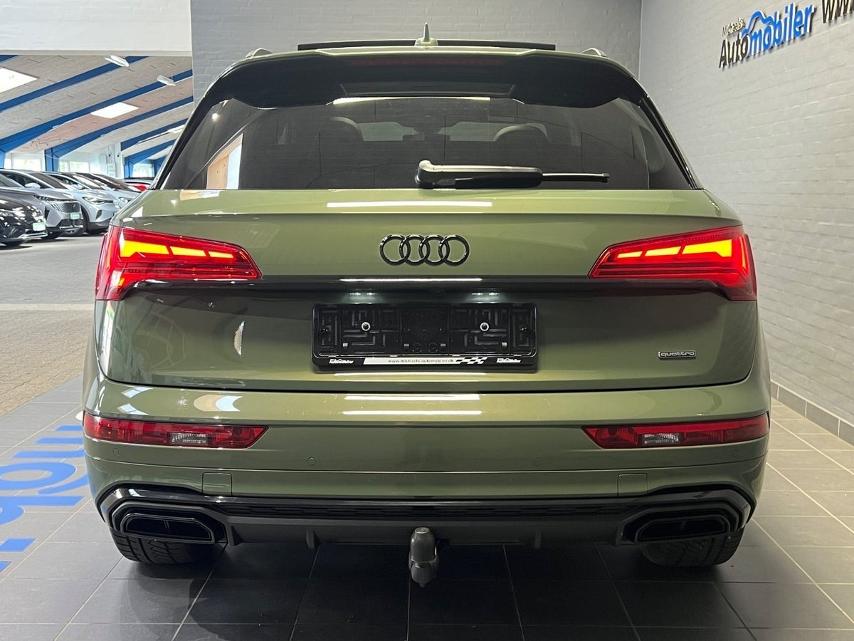 Grøn Audi Q5 fra 2024