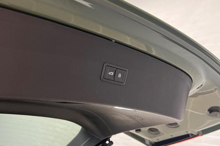 Grøn Audi Q5 fra 2024