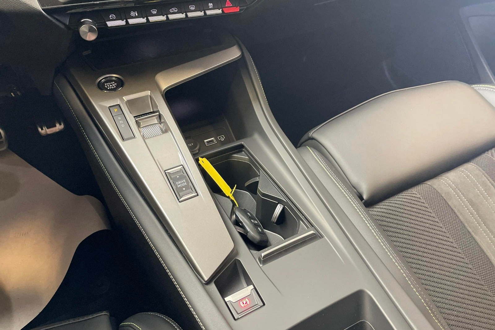 undefined Peugeot e-408 fra 2025