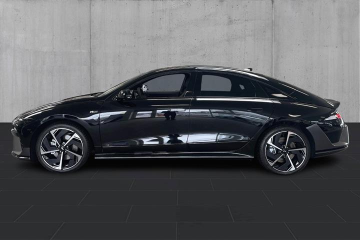 Sort Hyundai Ioniq 6 fra 2026