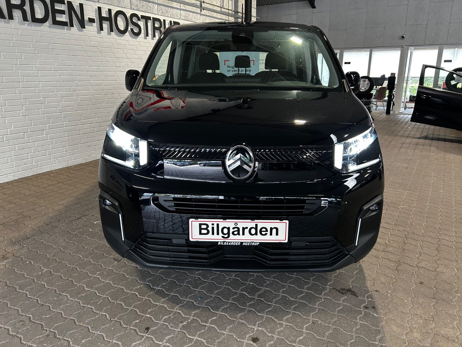 Sort Citroën ë-Berlingo fra 2025