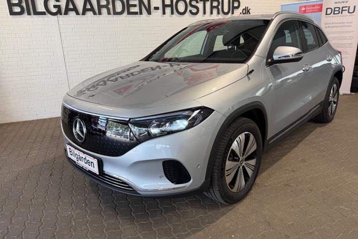 Sølv Mercedes EQA250+ fra 2025