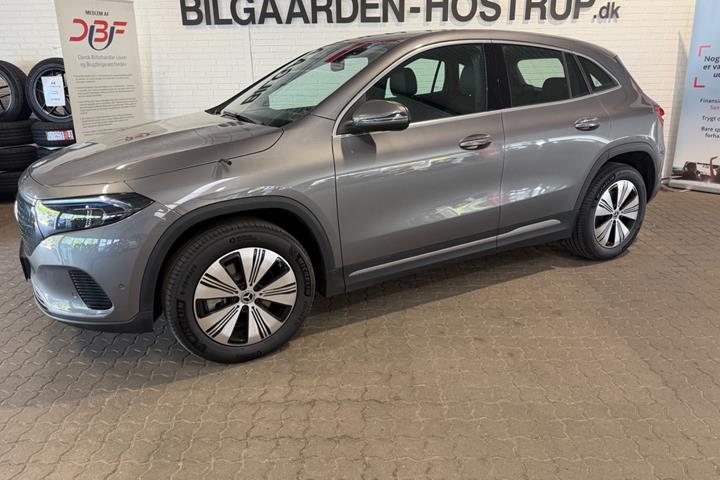 Sort Mercedes EQA250+ fra 2025