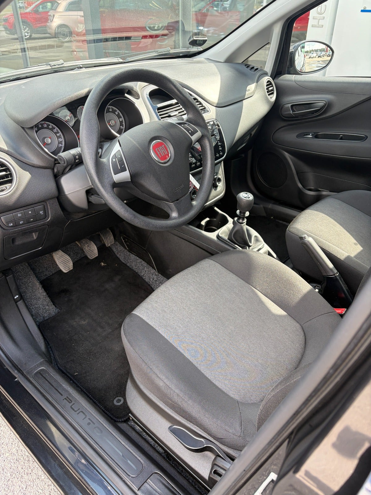 undefined Fiat Punto fra 2016