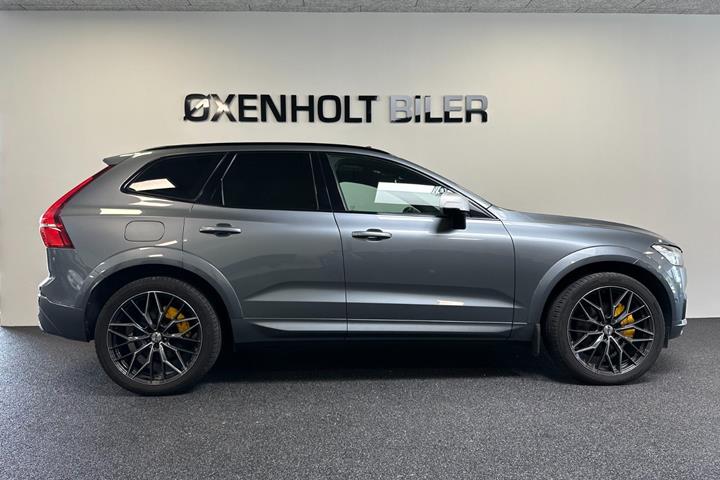 Grå Volvo XC60 fra 2018
