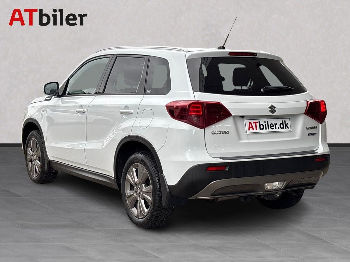 Hvid Suzuki Vitara fra 2022