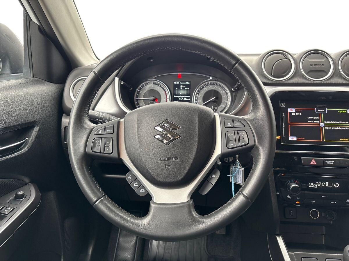 Hvid Suzuki Vitara fra 2022