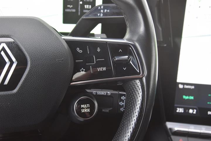 Sort Renault Mégane fra 2023