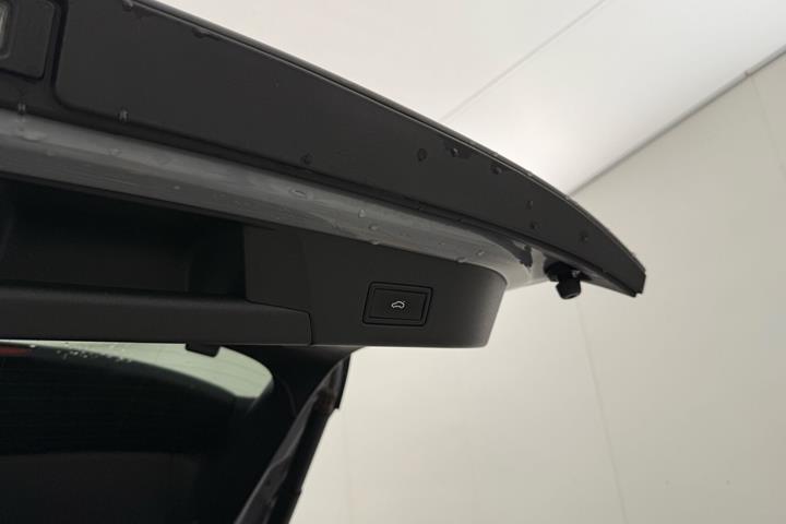 Grå VW ID.4 fra 2022