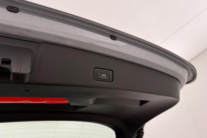 Grå Audi Q4 fra 2022
