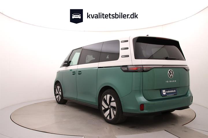 Grøn VW ID.Buzz fra 2024