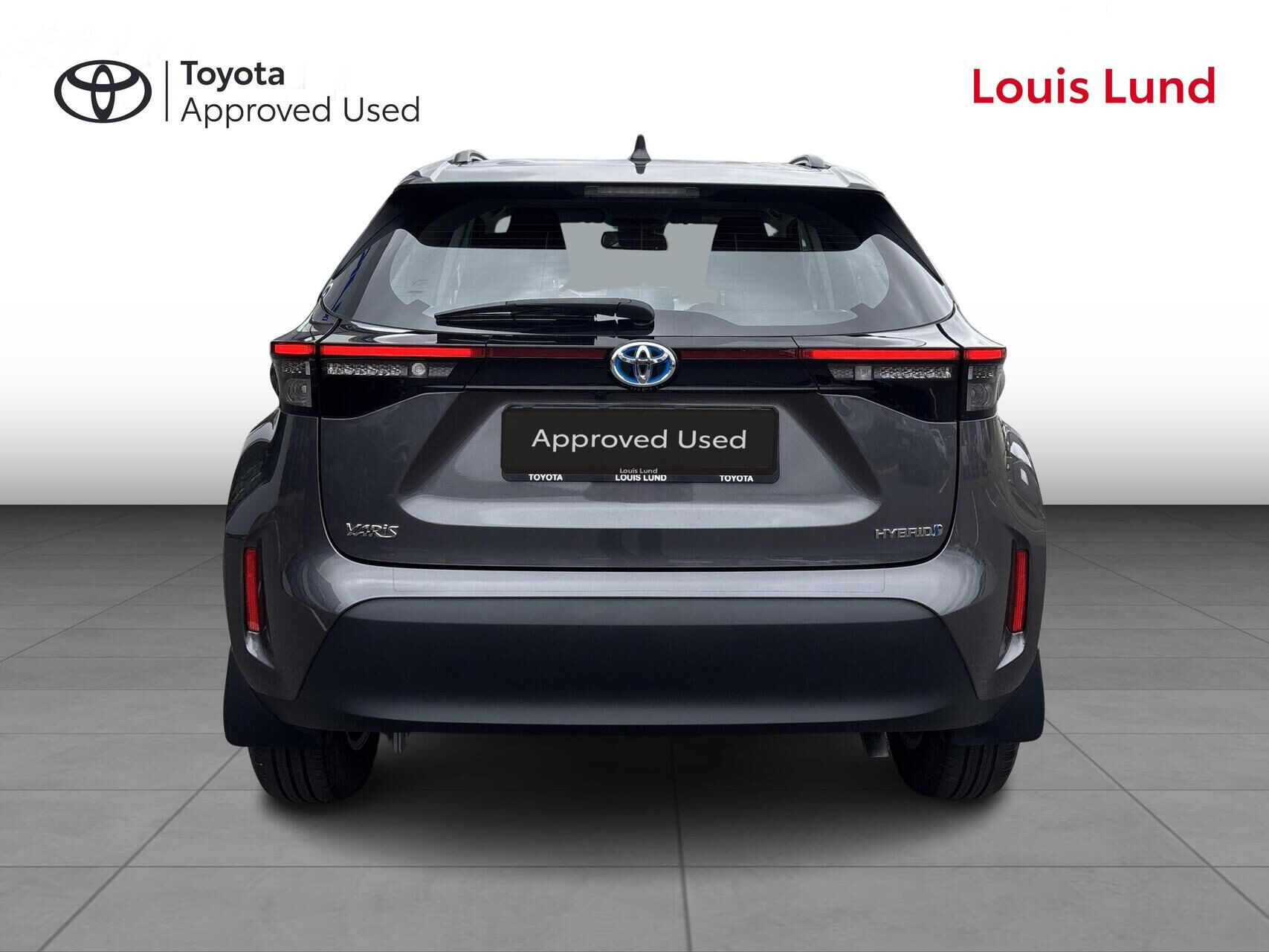 Grå Toyota Yaris Cross fra 2022
