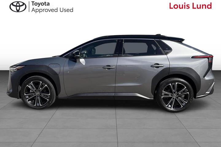 Grå Toyota BZ4X fra 2025