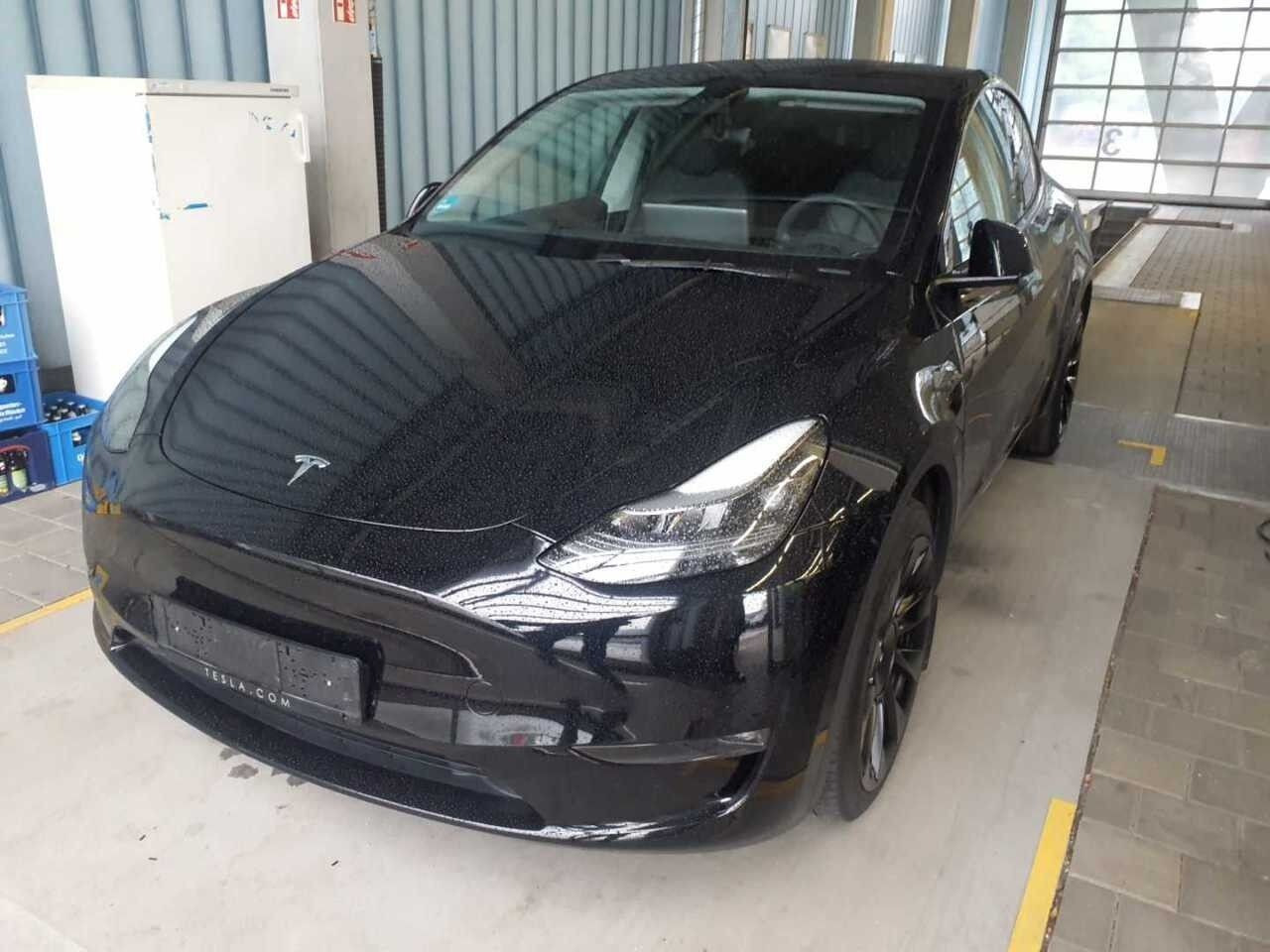 Tesla Model Y EL Long Range AWD 514HK 5d Aut.