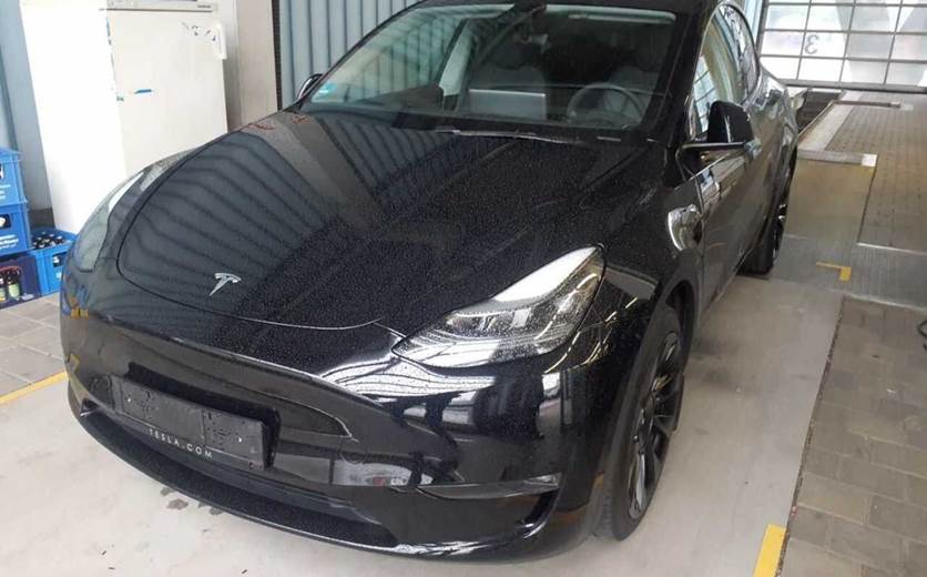 Tesla Model Y EL Long Range AWD 514HK 5d Aut.