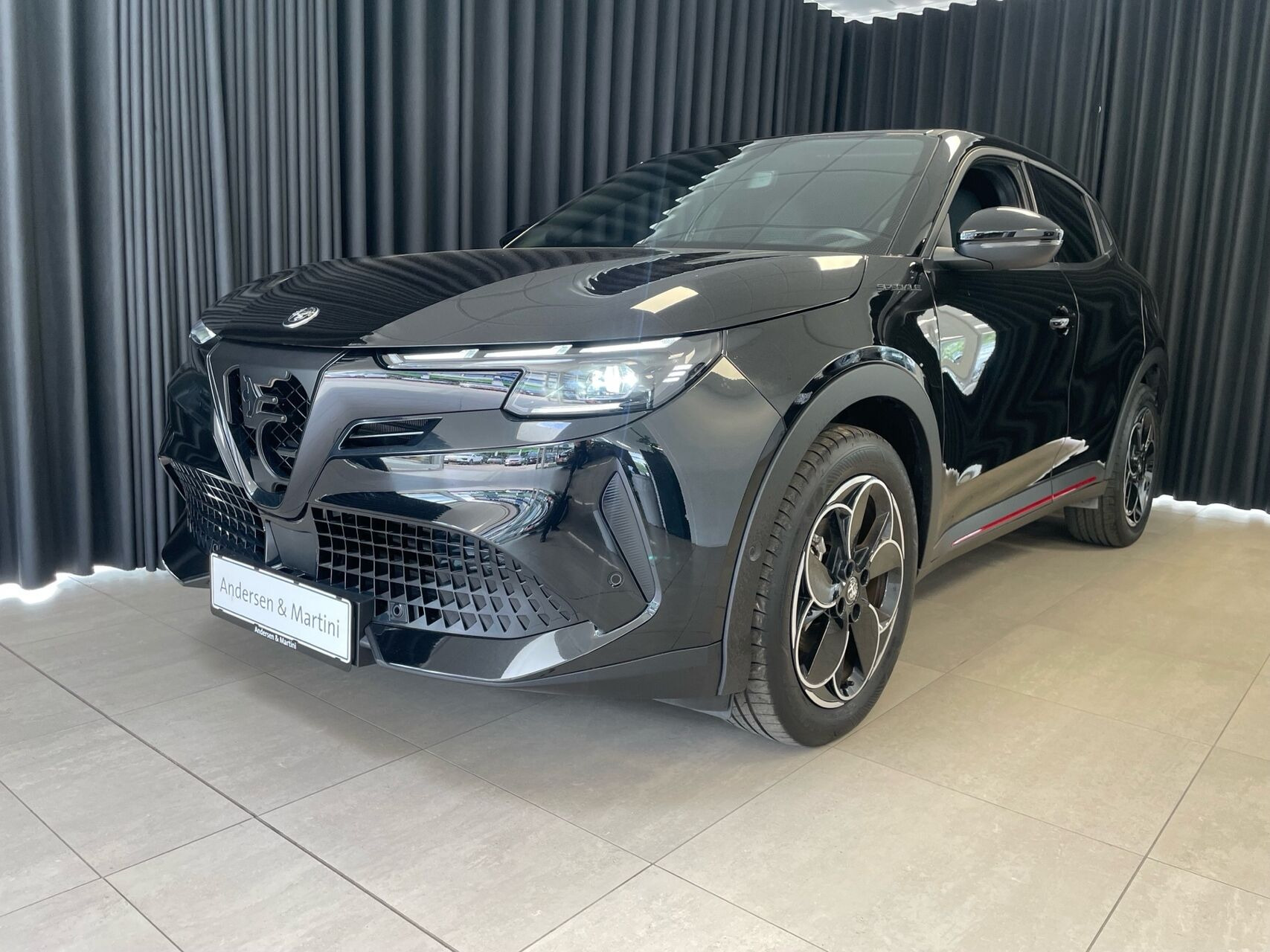 Alfa Romeo Junior EL Speciale 156HK 5d Aut.