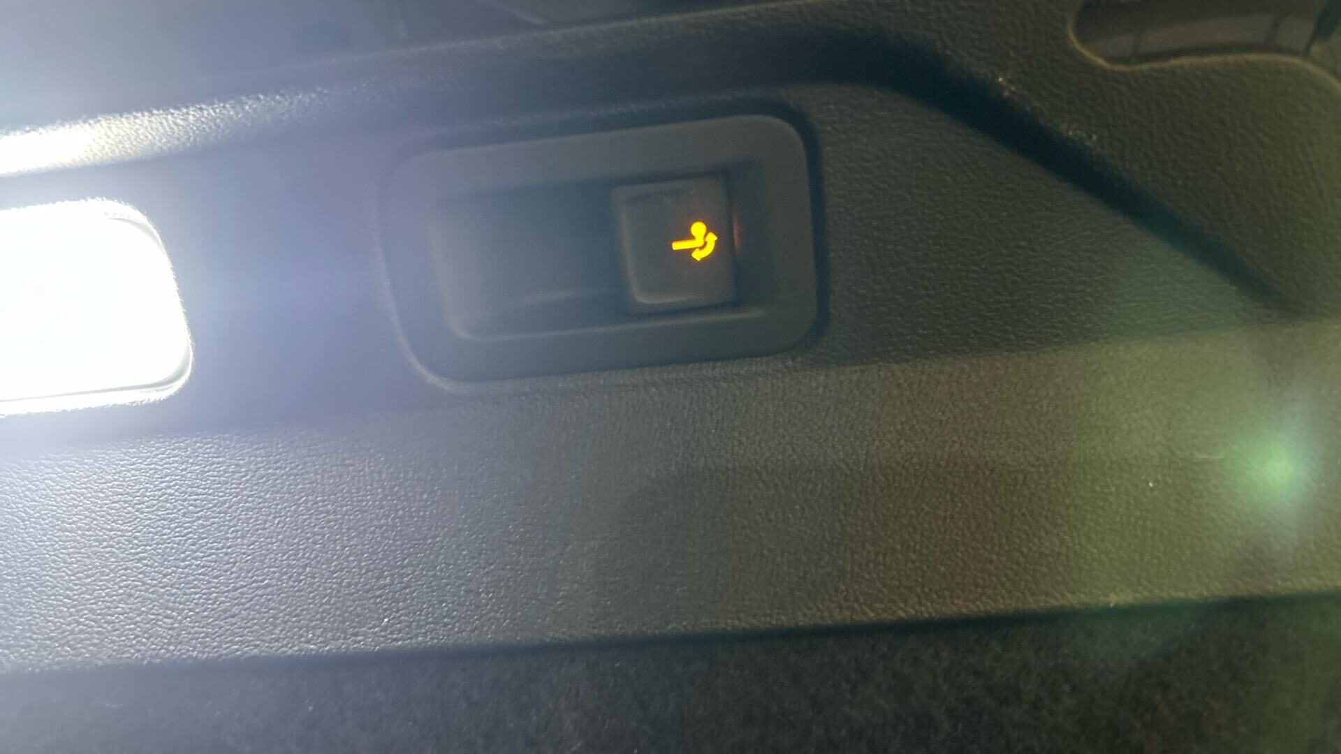 Grå VW ID.4 fra 2023